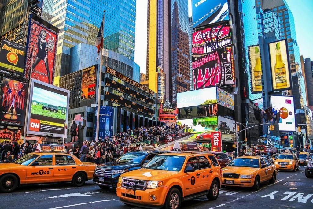 3 Bedrooms 2 Stops To Manhattan New York Exterior photo